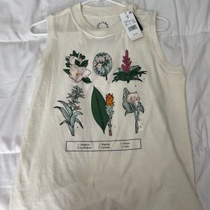 super cute floral muscle tee from target